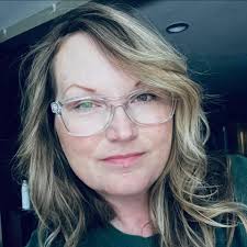 Susan LaPierre Blake will be holding down the fort this weekend in Muncie  as Elysia S. Gipson, and her tribe, come down to study Bert's Market and  other inspirations with us! Susan