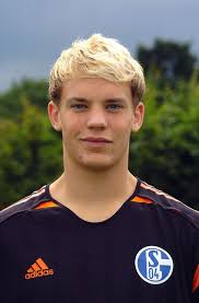 Insgesamt 30 stockfotos & bilder zum thema mutter neuer manuel stehen zum lizenzieren zur verf�gung. Manuel Neuer Ist Der Neue Kapitan Der Deutschen Fussball Nationalmannschaft Stuttgarter Nachrichten