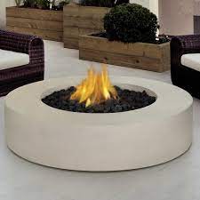 Define Your Outdoor Space With The Clean Design Of A Real Flame Mezzo Round Fire Table Cast From A Hi Propane Fire Pit Table Fire Pit Table Gas Fire Pit Table
