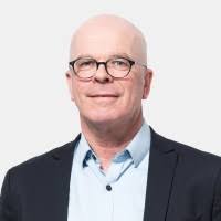 300+ "Robert Cummins" profiles