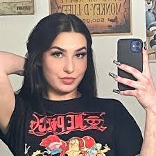 Steven Panton's Instagram, Twitter & Facebook