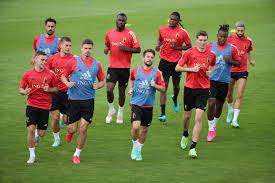 Торпедовец корж покидает сборы «металлурга» и присоединится к «томи», где переформатируют состав под фнл. Sltfwomgvsm6nm