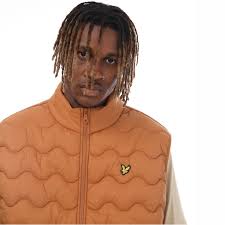 Lyle & Scott Kids Quilted Heavyweight Gilet Hoodie Lyle & Scott Kids'  Quilted Puffer Jacket, Jet Black Boys Gilet 13-14 Years