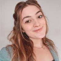 Renee Arsenault's Instagram, Twitter & Facebook