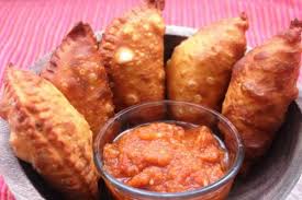 Les Pastels De Poisson Recette Senegalaise This Is A Recette Senegalaise And It Is Very Delicious And It Is One Of M Haitian Food Recipes Food African Food