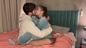 Watch online Lili aka Itsxlilix OnlyFans - A new role play in English If  you want to buy the full and explicit video send a private message on  X-video