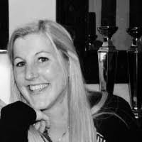 Ramona Hendrix's Instagram, Twitter & Facebook