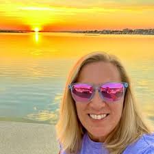 Daniel Thurman (@DaThurm)