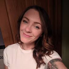 Amanda Mcghee's Instagram, Twitter & Facebook