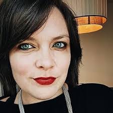 Lauren Mote's Instagram, Twitter & Facebook