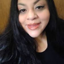 Danielle Robles's Instagram, Twitter & Facebook