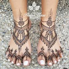 The Henna House By Angela On Instagram Modern Bridal Feet My Favorite Congrats Kallie Henna Designs Feet Foot Henna Henna Tattoo Foot