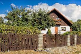 ✅ wie genau ob von einer eigentumswohnung oder von einem haus: Zwangsversteigerung Haus Weddestrasse In Hamburg Einfamilienhaus Hamburg 2z5hp4u