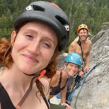 Jessie Graff ジェシー・グラフ added a...