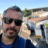 Arash Kiani's Instagram, Twitter & Facebook