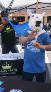 Montucky cold snacks are the exact opposite of ketchup on a steak. actually not a bad light beer. Beer Coldsnacks Gif By Montucky Cold Snacks Find Share On Giphy