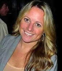 Samantha Kain's Instagram, Twitter & Facebook