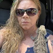 Brenda Plunkett's Instagram, Twitter & Facebook