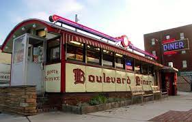 Located On Shrewsbury St Worcesters Own Boulevard Diner Great Food Year Round Diner Shrewsbury New England