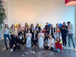 Benjamin ward / dagbladet vis mer. Russens Kreft Aksjon Blir Digital Helgelands Blad