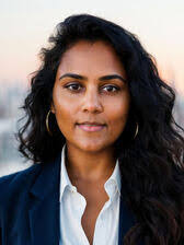 Alina Kaganovsky's Instagram, Twitter & Facebook