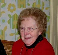 Pearl Crum's Instagram, Twitter & Facebook