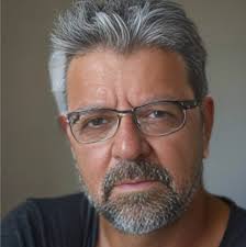 Rodrigo Rollemberg added a new photo.