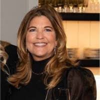 Shelly Ayers's Instagram, Twitter & Facebook