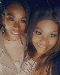 Nina Hall (@lajoletsalon) • Instagram photos and videos