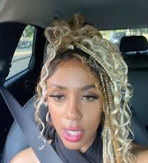 Little Rock Family! 👋🏽☺️I'm so excited to be with you all tomorrow! If  you are in the area, pull up tomorrow night at 8PM! @dayvsnn thank you for  this beautiful invitation! It's