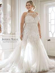 Plus size wedding dress shapes. Flattering Wedding Dress Styles For Plus Size Off 67 Medpharmres Com