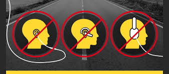 Je veux trouver un bon casque de moto confortable et design pas cher ici casque moto écouteurs. Securite Routiere Fini L Oreillette En Conduisant Pas Le