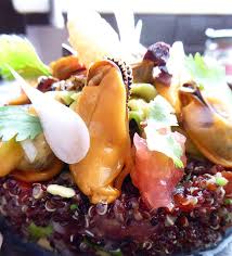 Moules De Bouchots Vapeur Salade Quinoa Noir Aux Agrumes En 2020 Recette Avec Courgette Salade Alimentation