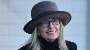 Mary-Kate Olsen seeks emergency court order to divorce Olivier Sarkozy