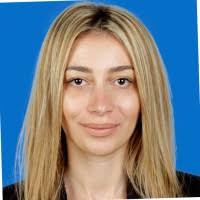 600+ perfiles de «Anna»