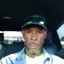 I have a 88 kalasaki voyager.I need to know how You separate the motor from  the transmission