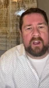 Eileen Hand's Instagram, Twitter & Facebook