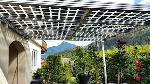 Almaden Europe Bietet Terrassenuberdachungen Mit Doppel Glas Pv Modulen Als Flexible Selbstbausatze Auf Basis Terrassen Dach Terrassendach Uberdachung Terrasse