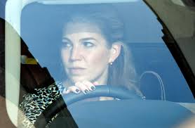 La regina nuda they both have extensive legs, thin bodies,