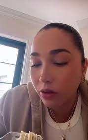 Ciera Gray's Instagram, Twitter & Facebook