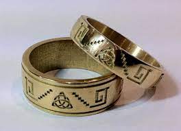 Matching 18ct Gold Wedding Rings With Mexican Motifs Wedding Rings Rings Rings For Men
