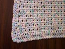 Keep your baby warm with this simple crochet baby blanket. Lisa Lately Pattern Easy Baby Blanket