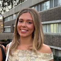 200+ profiler som matchar ”Ella Berg”