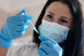 Der impfstoff von cansino biologics scheint sicher zu sein und hat auch eine schnelle immunantwort ausgelöst, so die chinesischen forscher im beitrag in the lancet. Was Kann Man Uber Die Covishield Und Cansino Vakzinen Wissen