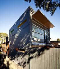 Award winning australian small house design experts/architectural company brisbane designed for your lifestyle. Flat Roof House With A Rectangular Floor Plan And Window Front In Sydney Interior Design Ideas Ofdesign