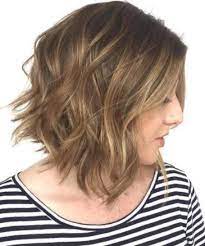 Natural Looking Disheveled Hairstyle Bob Hairstyles Messy Bob Hairstyles Wavy Bob Haircuts Wavy Bob Hairstyles