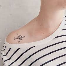Amorbrazil ist virenfrei und optimiert 8 Minimalist Travel Tattoo Designs To Feed Your Wanderlust