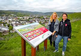 Neue Panoramatafeln am Rotwein-Wanderweg im Ahrtal