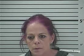 Lori Champagne's Instagram, Twitter & Facebook