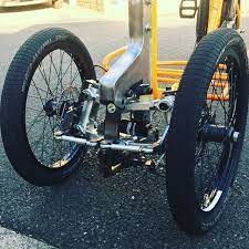 本来4号機でテストする予定のサスペンションユニットを強引に3 6号機に装着してるから更にゴツいんだけどタイヤも18インチにサイズダウンするし一体どんなフィーリングなのか組み上がるのが楽しみ2月上旬には試乗会できる様に頑張ります strokecargobike carg